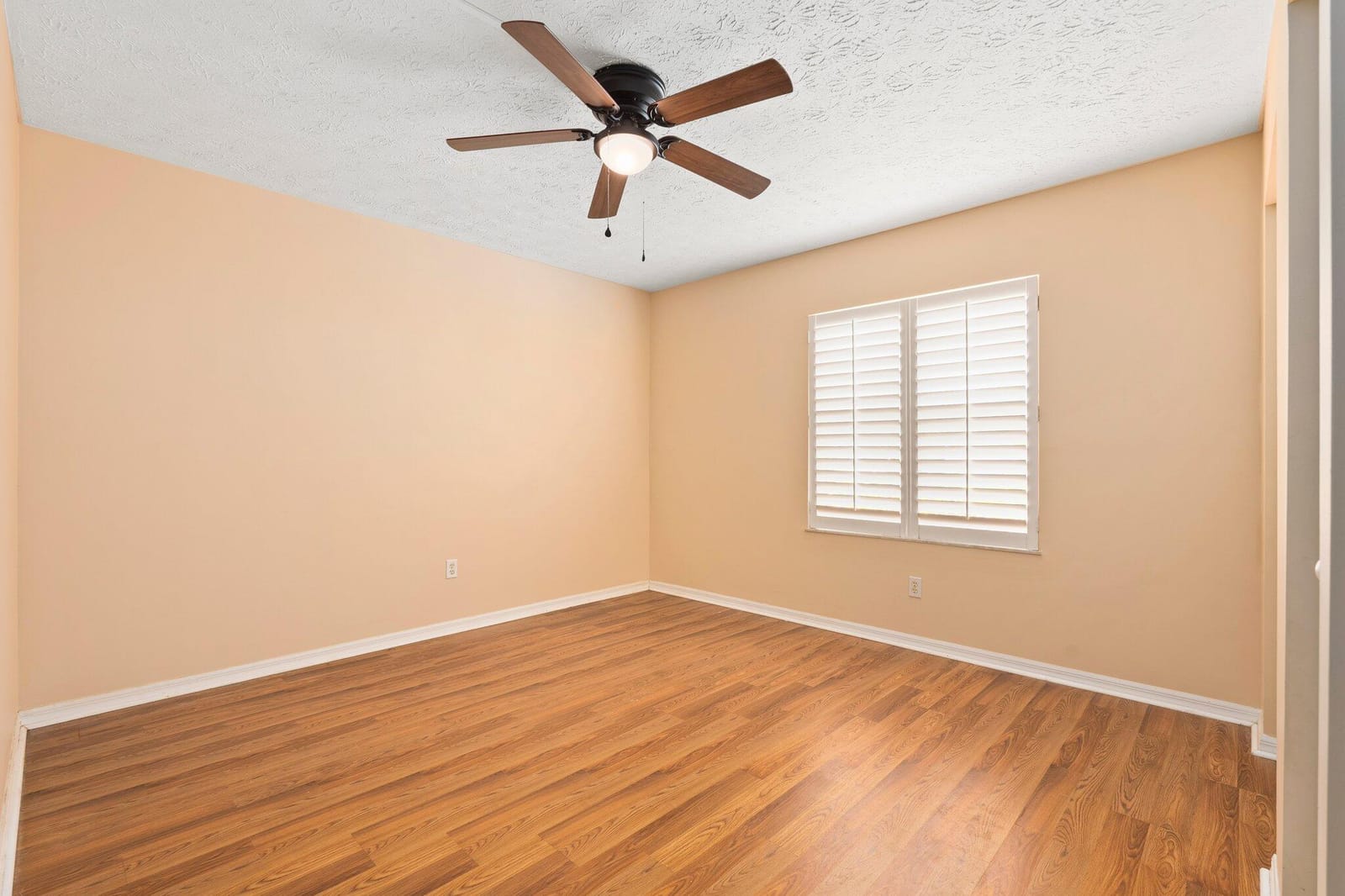 6725 Tulipan — photo 10