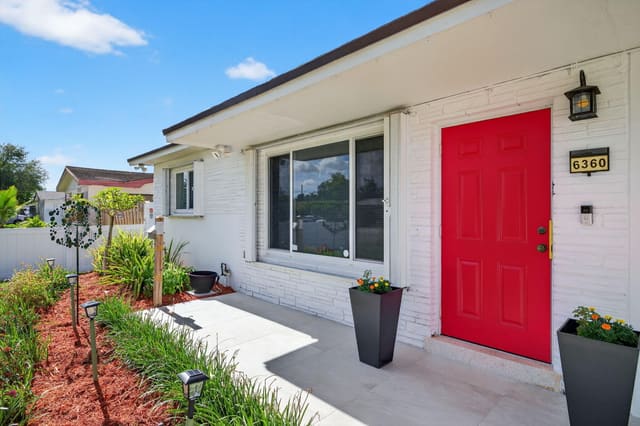 6360 Plunkett Street, Hollywood, FL 33023