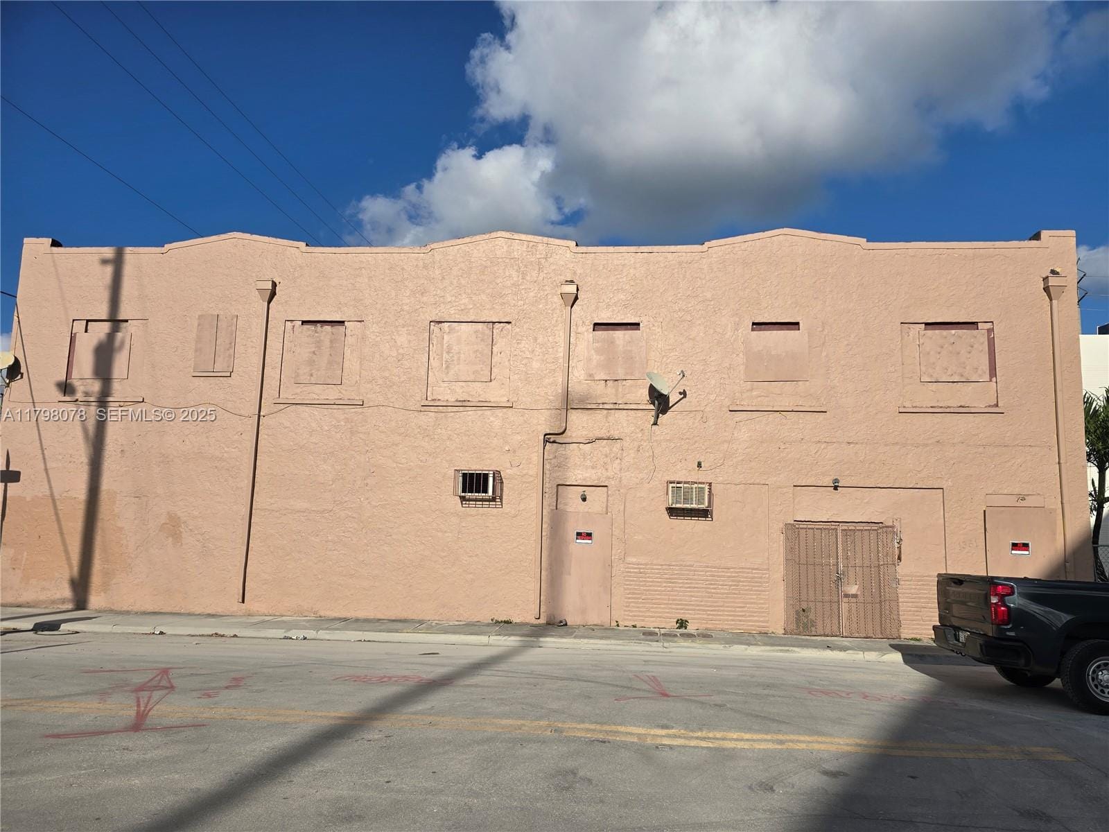 130 NW 14th Street, Miami, FL 33136 photo 3