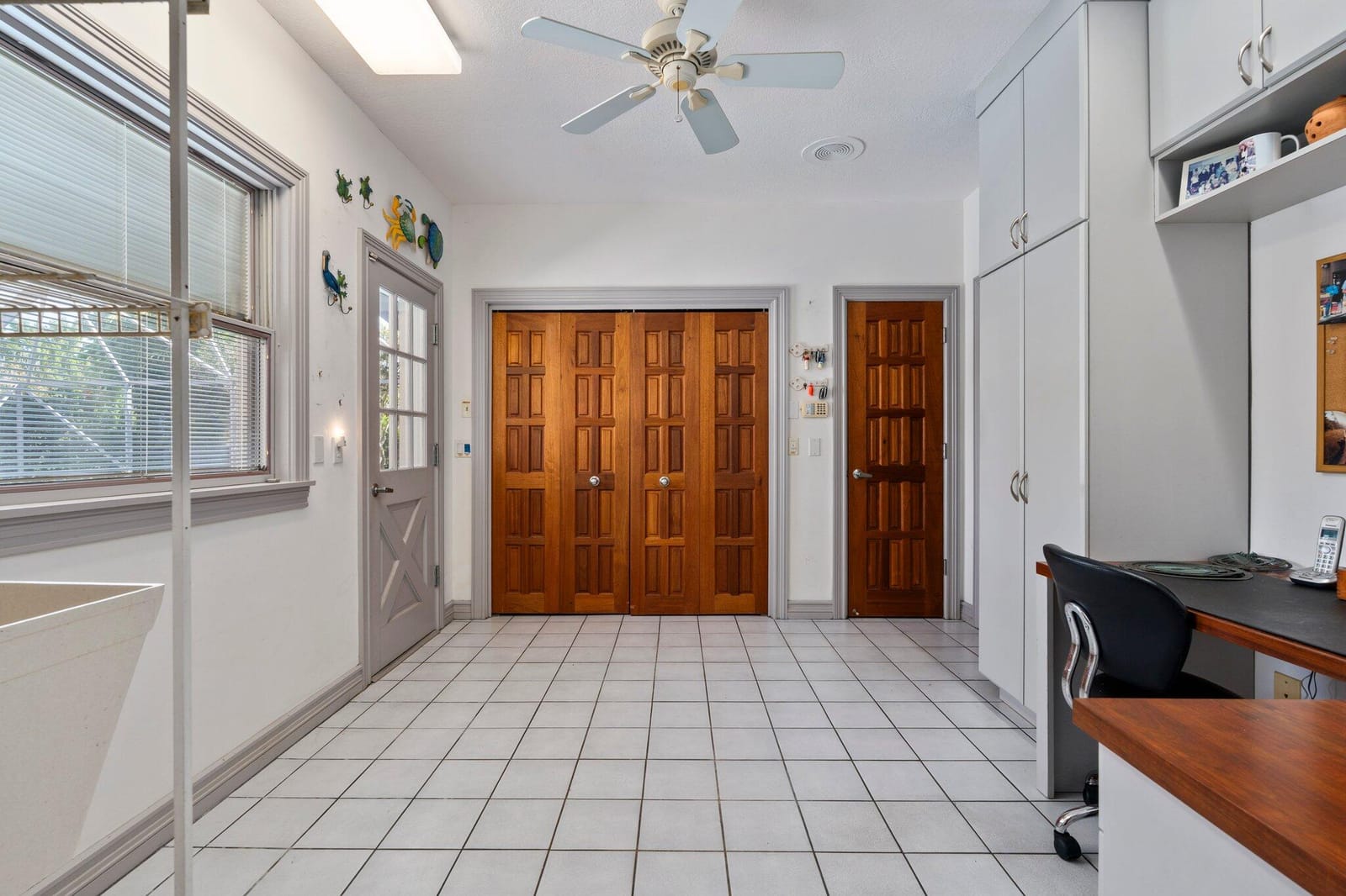 117 Queen Christina Court — photo 3