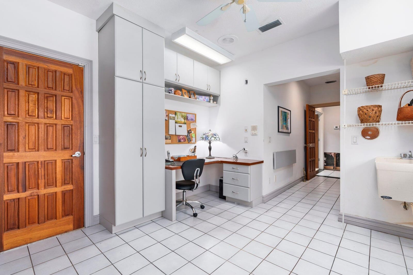 117 Queen Christina Court — photo 4
