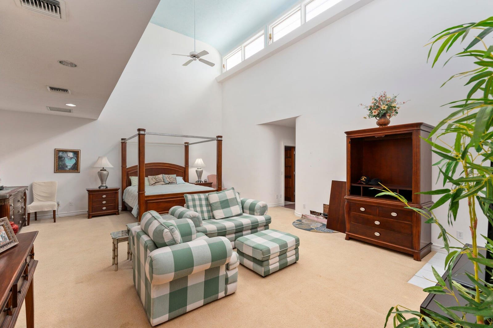117 Queen Christina Court — photo 10