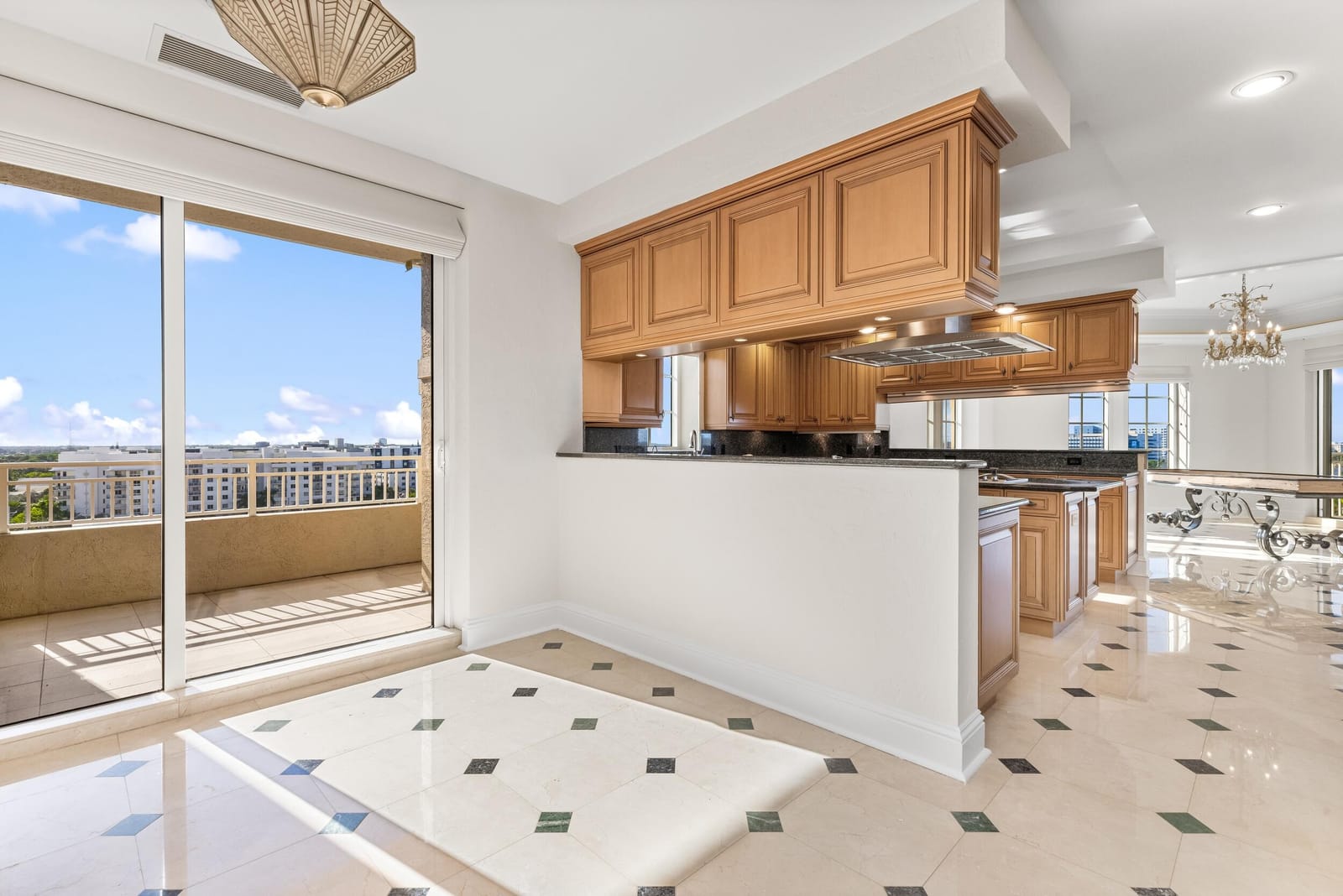 622 N Flagler Drive 801 — photo 10
