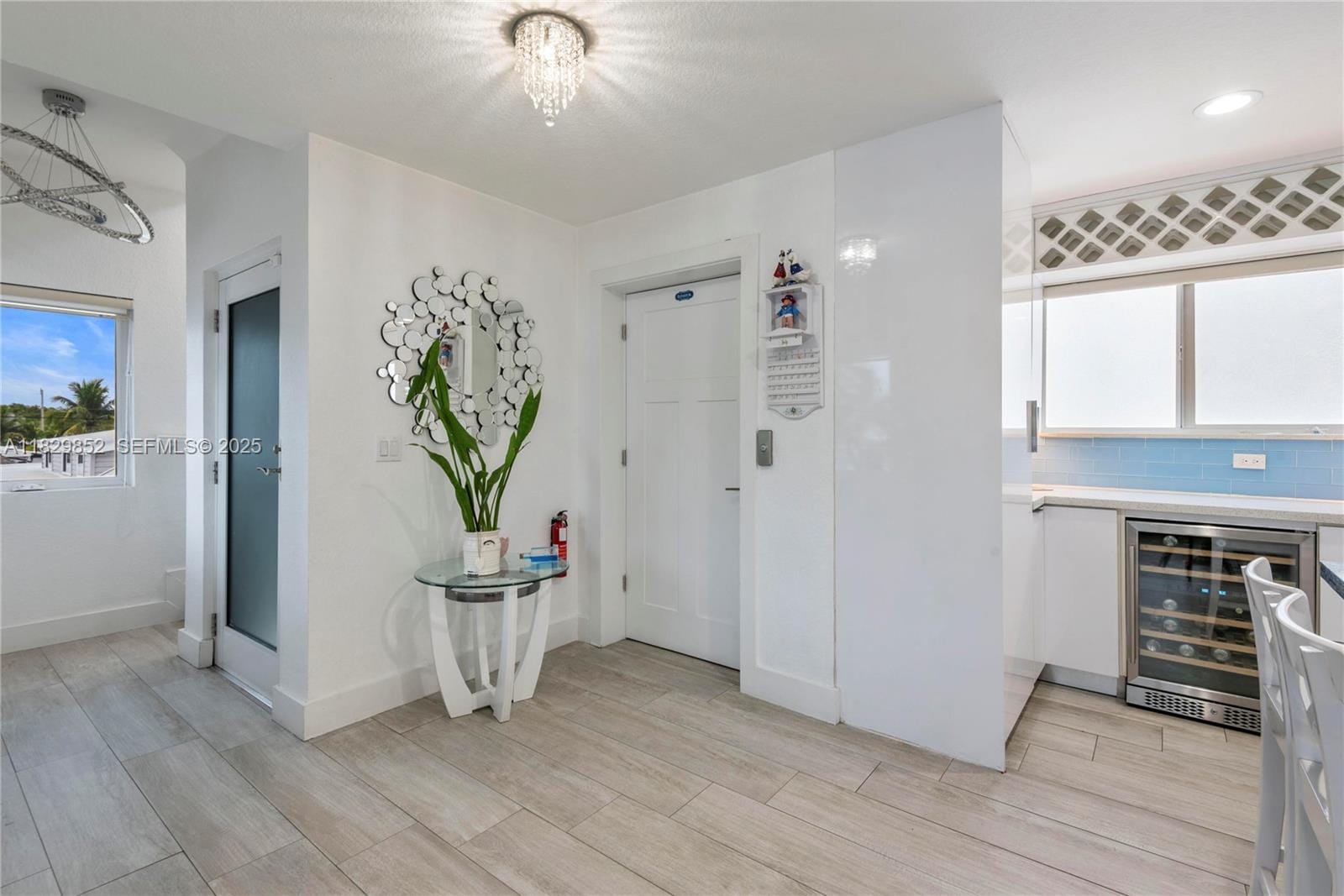 325 Calusa Street 96 — photo 3
