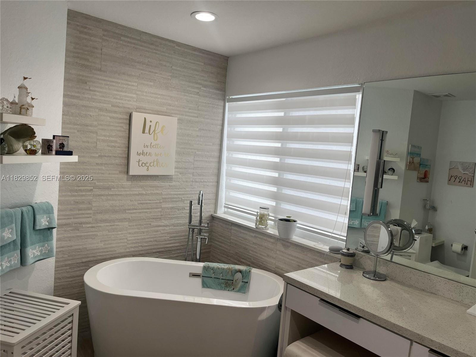 325 Calusa Street 96 — photo 9