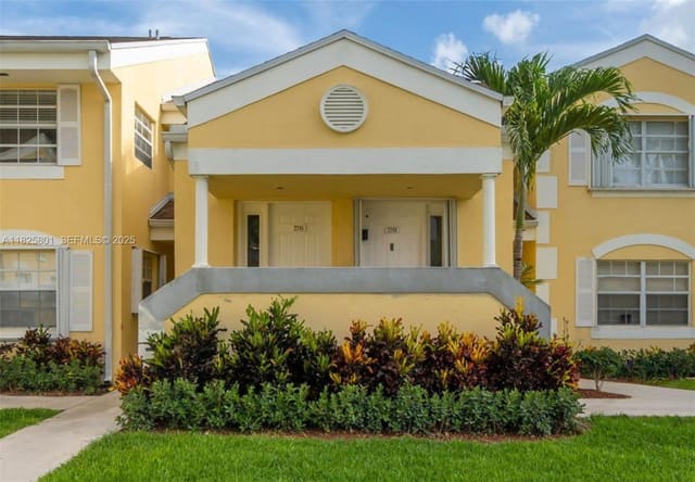 2246 SE 27th Drive 204-D, sold in Keys Gate Condo No Seven, Homestead, FL