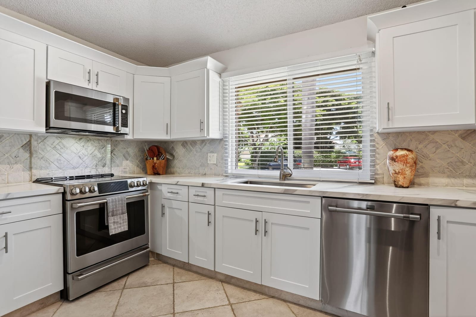 6806 Via Regina, Boca Raton, FL 33433 photo 12