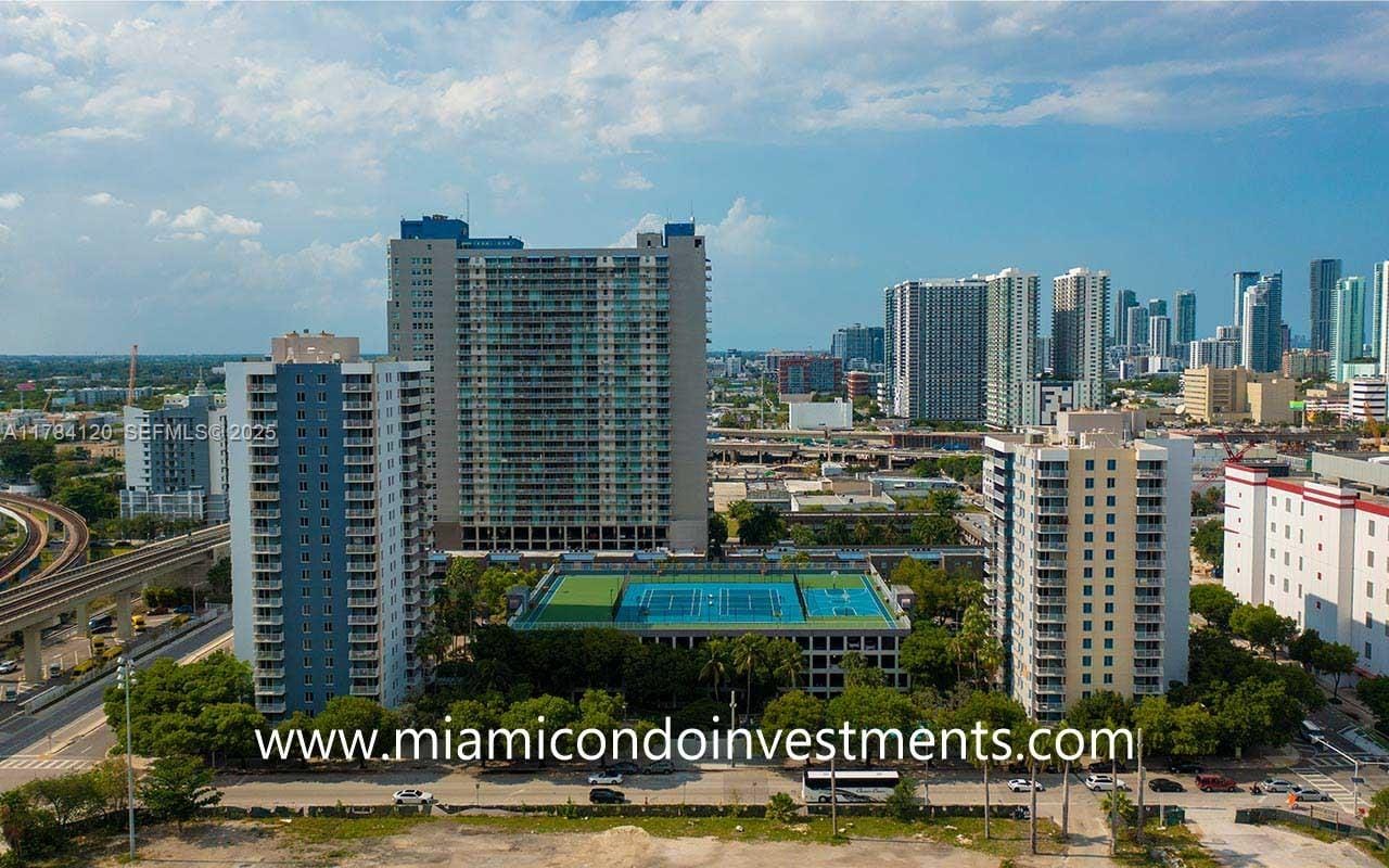 850 N Miami Avenue W-2101 — photo 2