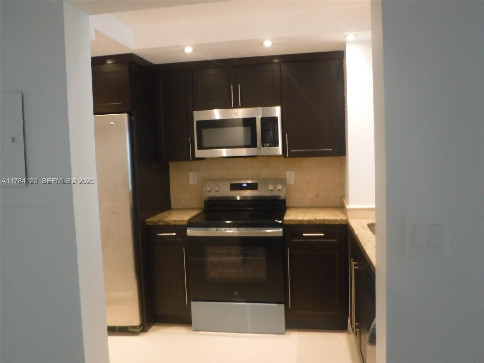 850 N Miami Avenue W-2101 — photo 11
