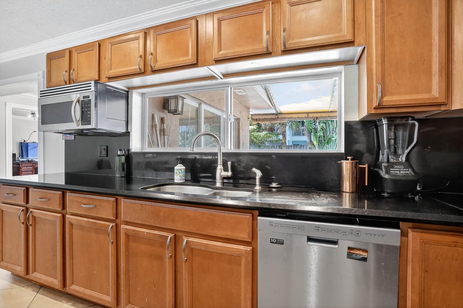 1007 SE 6th Street, Deerfield Beach, FL 33441 photo 15