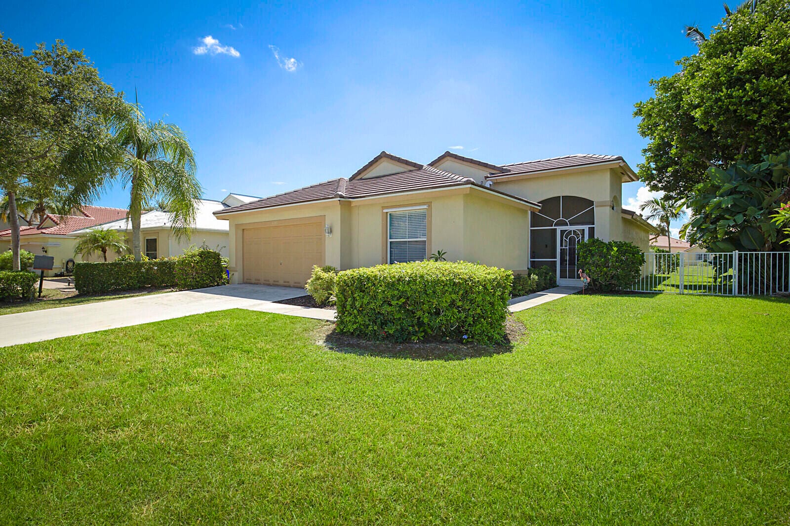6195 Grand Cypress Circle, Lake Worth, FL 33463