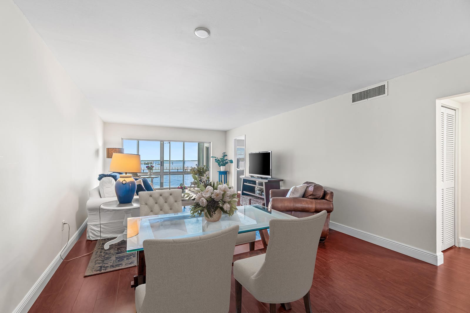 410 Wilma Circle 203 — photo 7