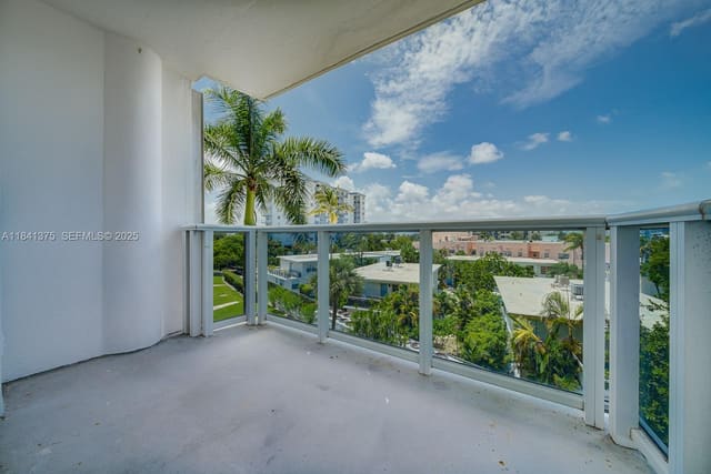 900 Bay Drive 303, Miami Beach, FL 33141