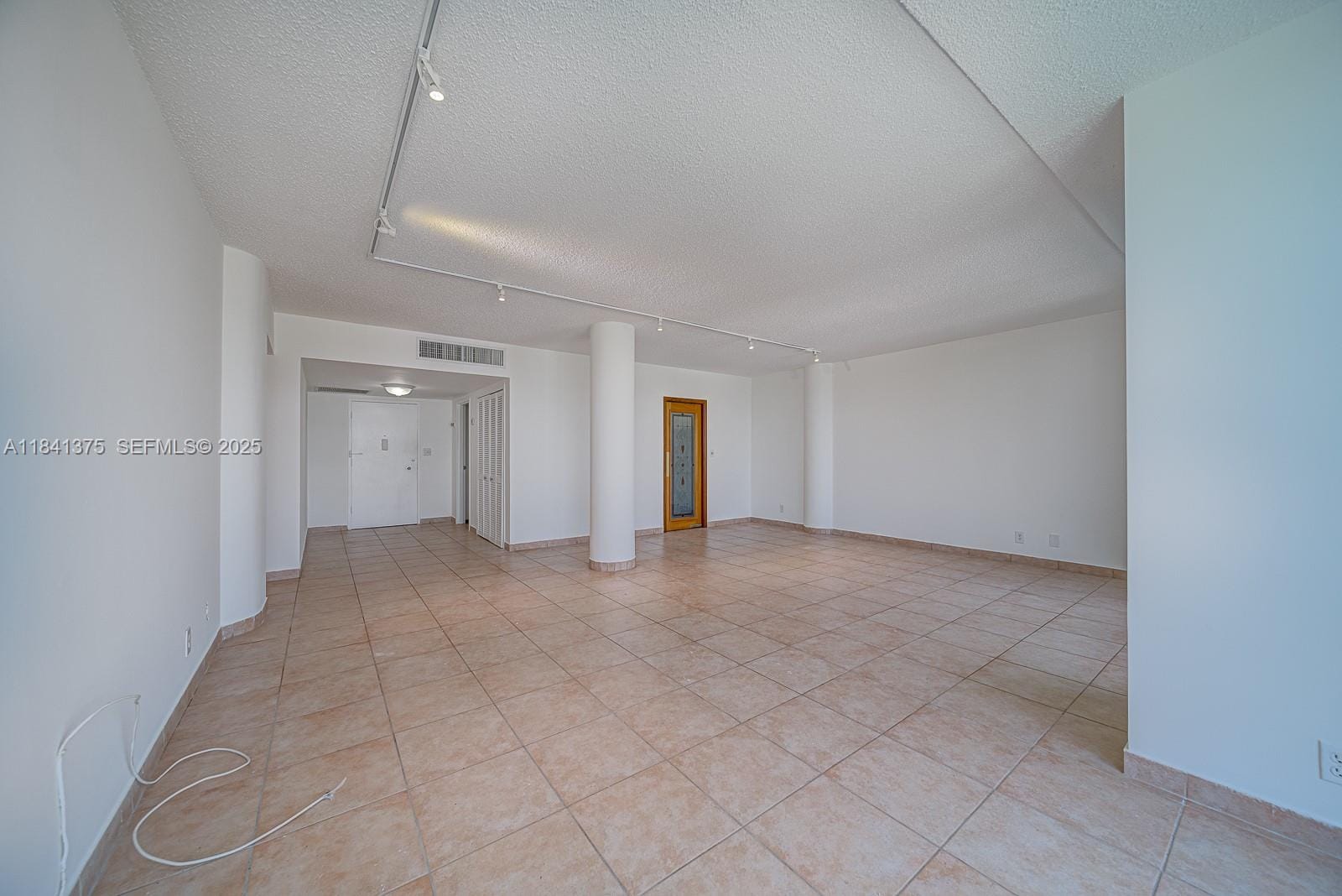 900 Bay Drive 303, Miami Beach, FL 33141 photo 4