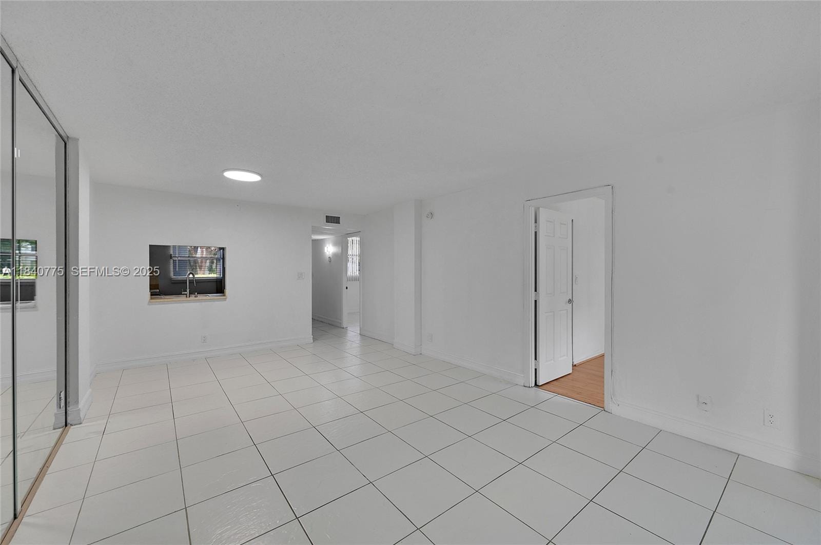 112 S Royal Park Drive 1C, Oakland Park, FL 33309 photo 12