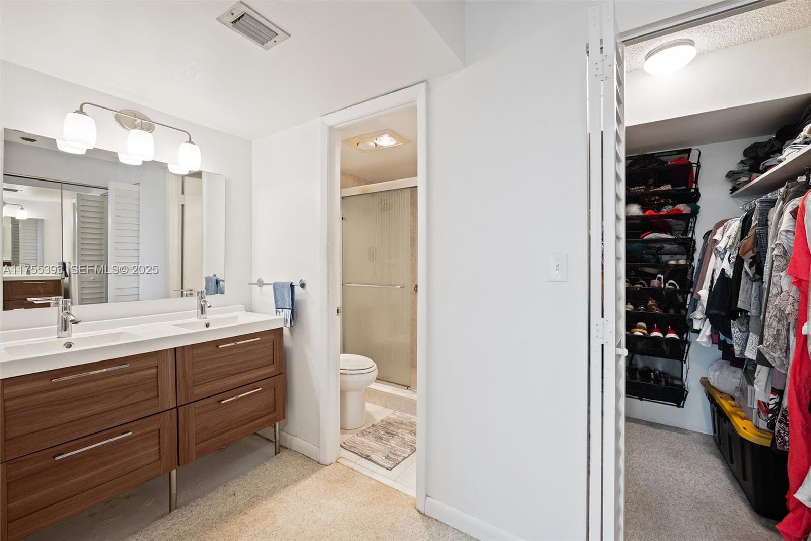 1000 Saint Charles Place 603 — photo 12