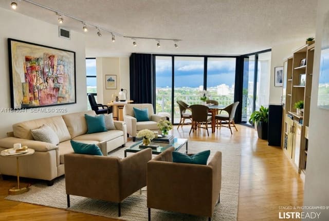 4000 Towerside Terrace 1503, Miami, FL 33138