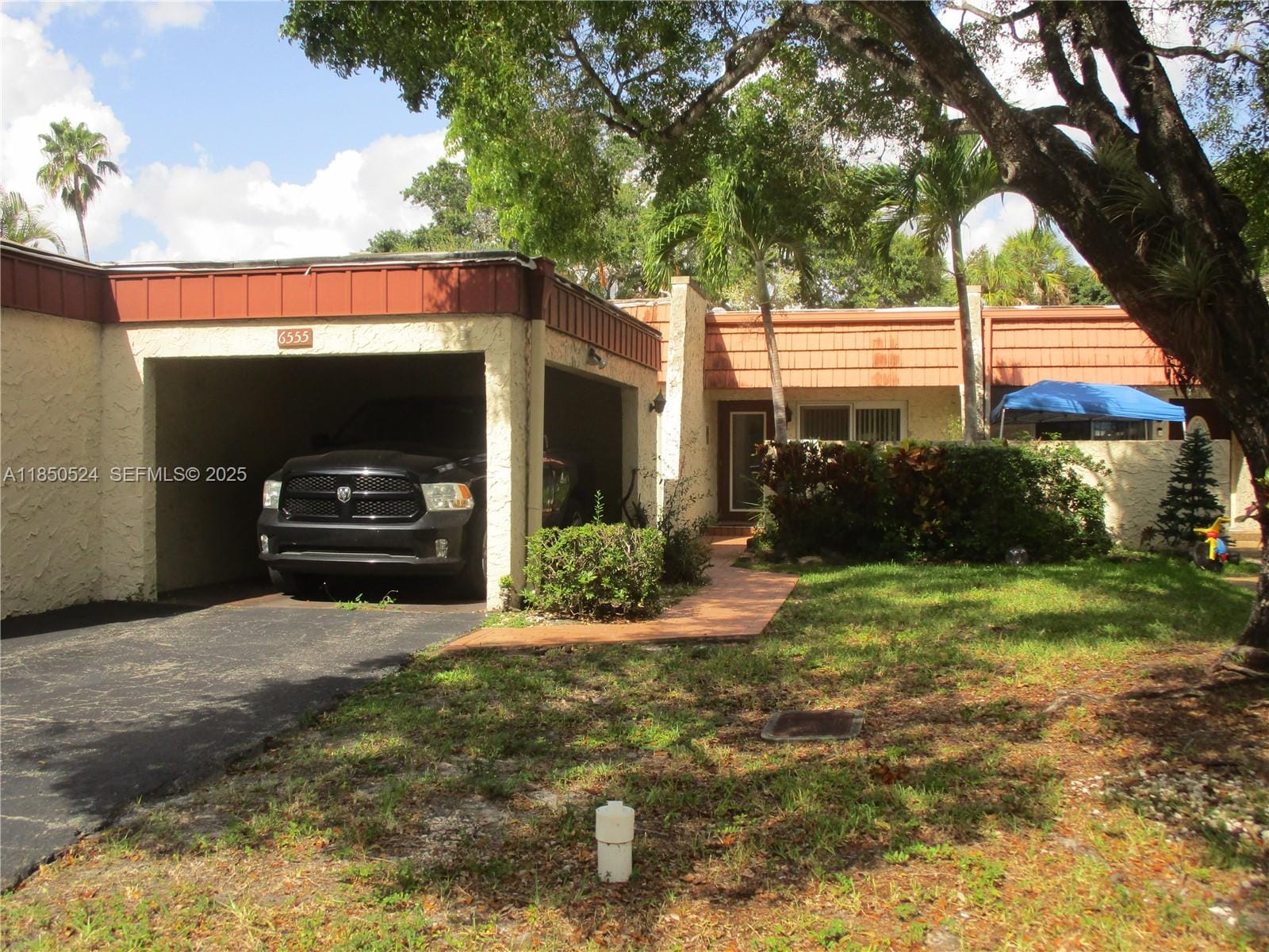 6555 NW 99th Avenue B20, Tamarac, FL 33321