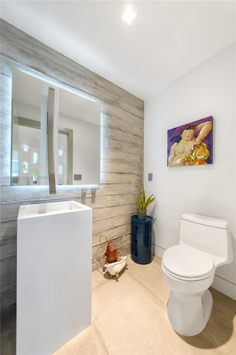 2070 NE 194th Terrace, North Miami Beach, FL 33179 photo 18
