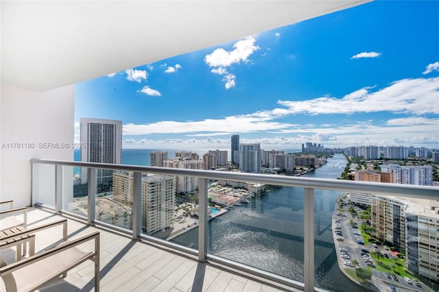 2602 E Hallandale Beach Boulevard R2903, Hallandale Beach, FL 33009