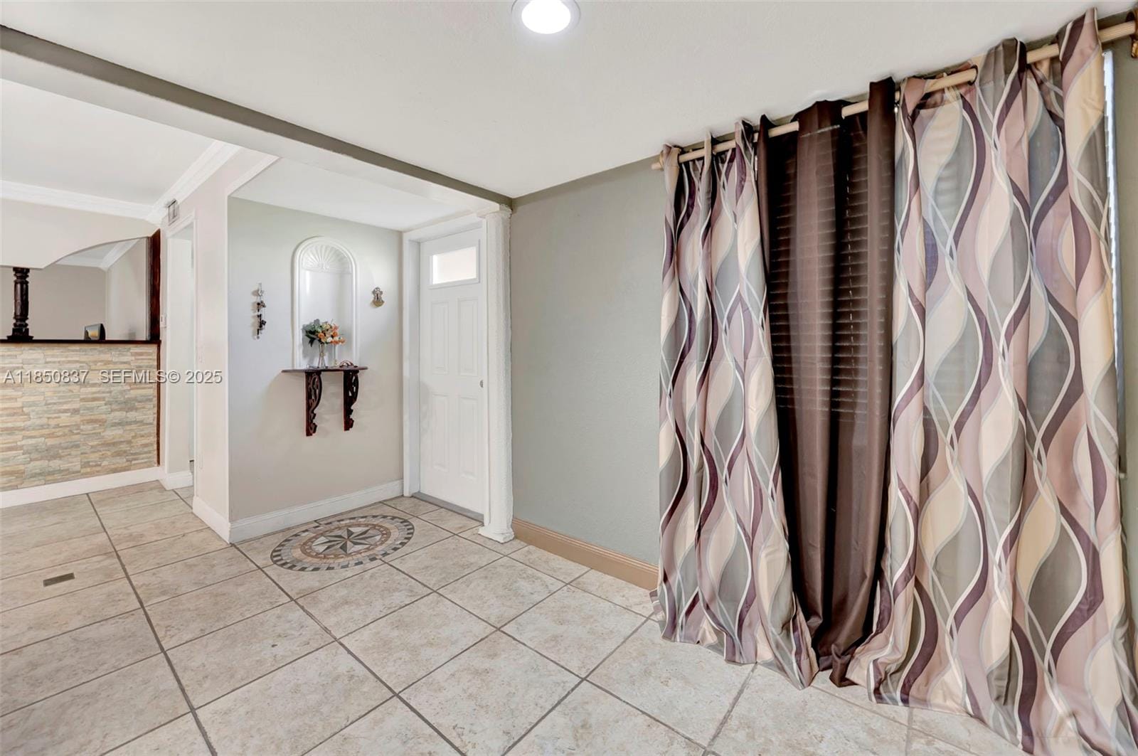 9810 Hammocks Boulevard 104, Miami, FL 33196 photo 2