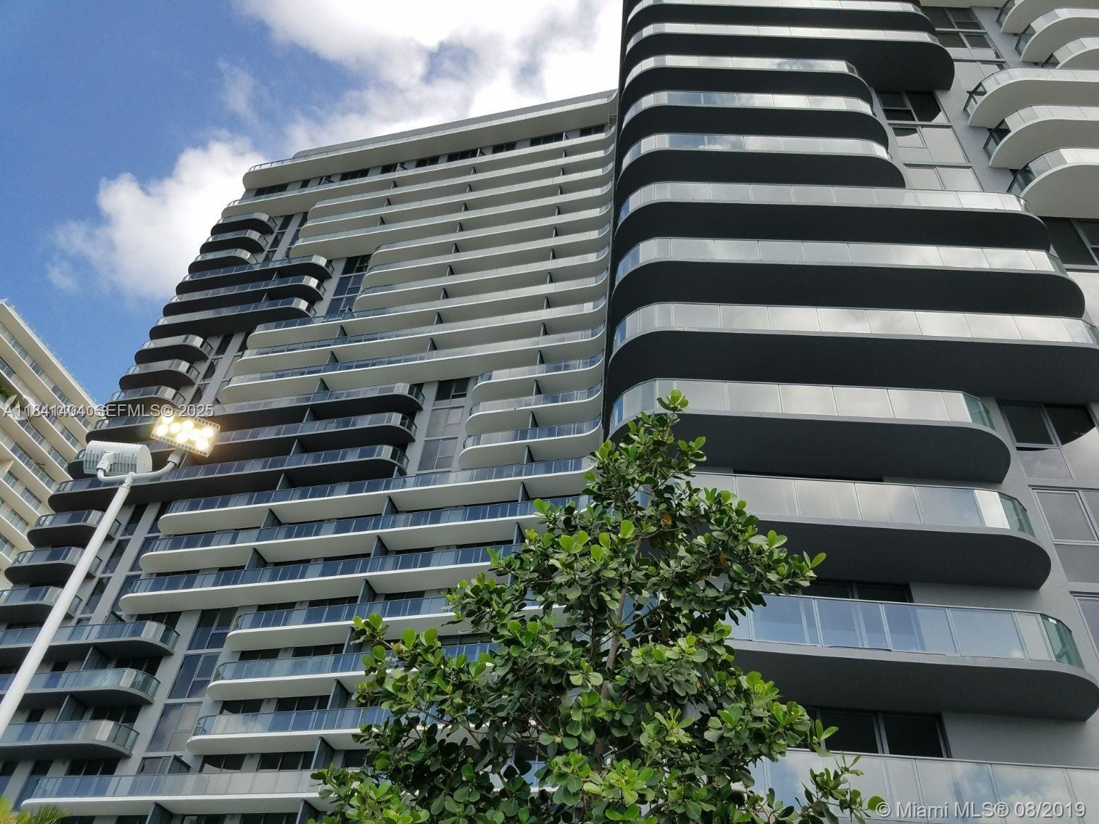 121 NE 34th Street L205, Miami, FL 33137 photo 2
