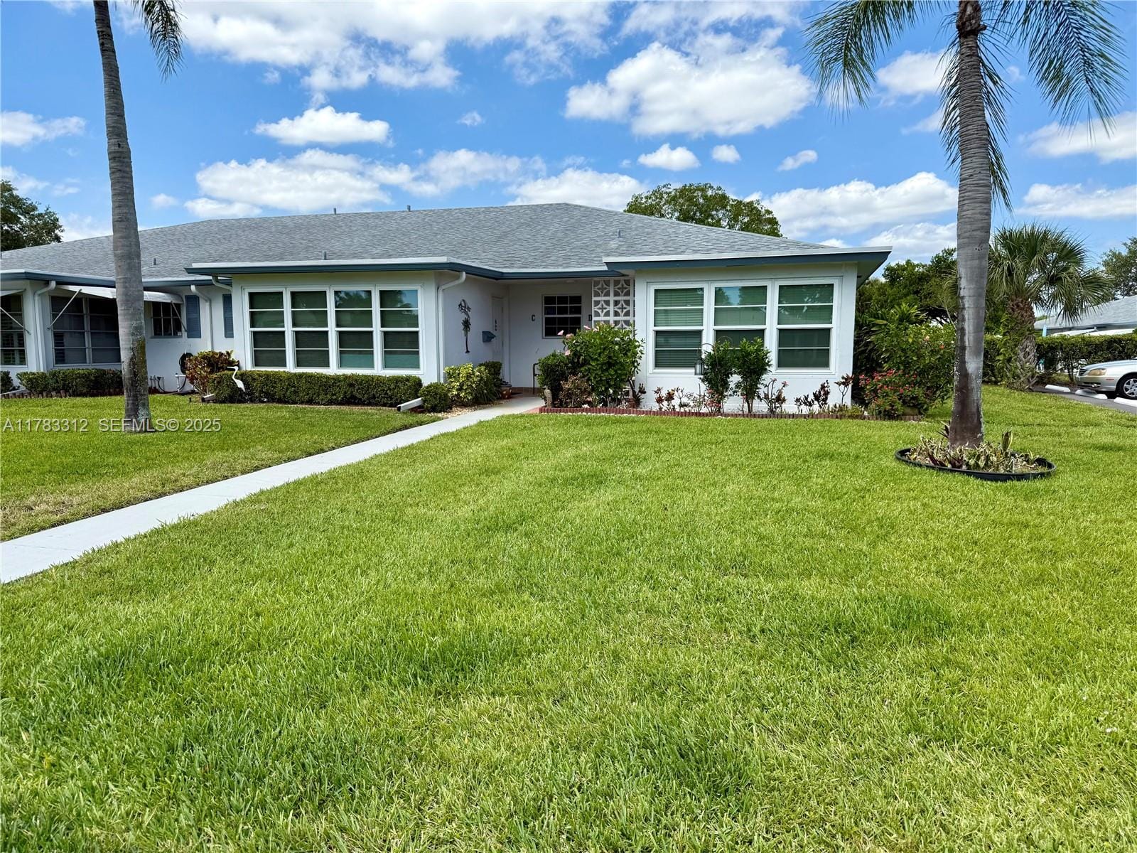 2 bedroom home for sale at 1075 Circle, Delray Beach, FL 33445 — $175,000