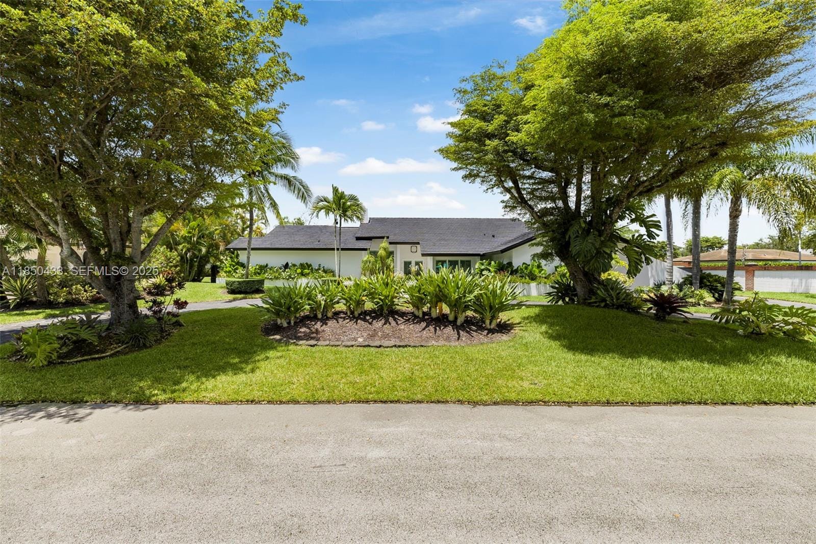 10404 SW 87th Court, Miami, FL 33176 photo 3