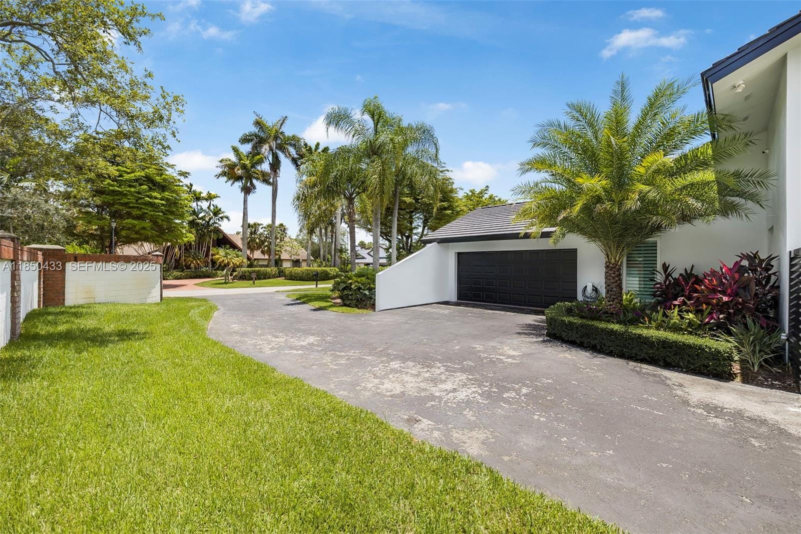 10404 SW 87th Court, Miami, FL 33176 photo 8