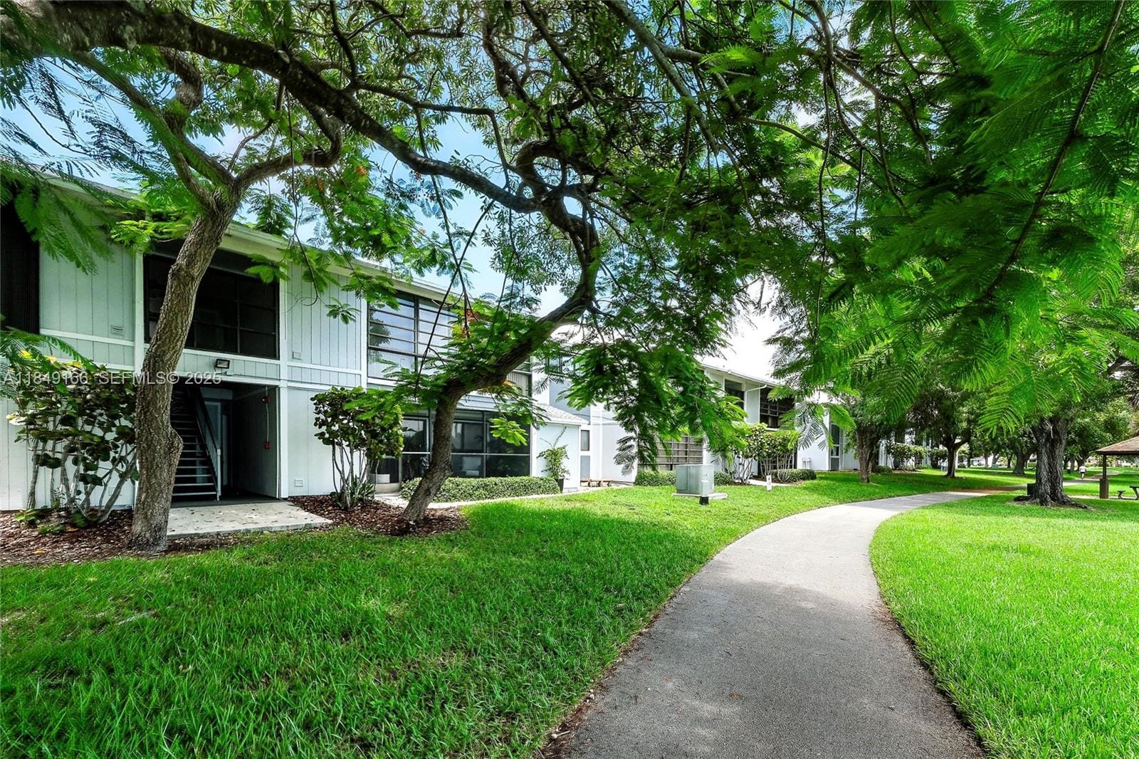 9721 Hammocks Boulevard 206, Miami, FL 33196 photo 25
