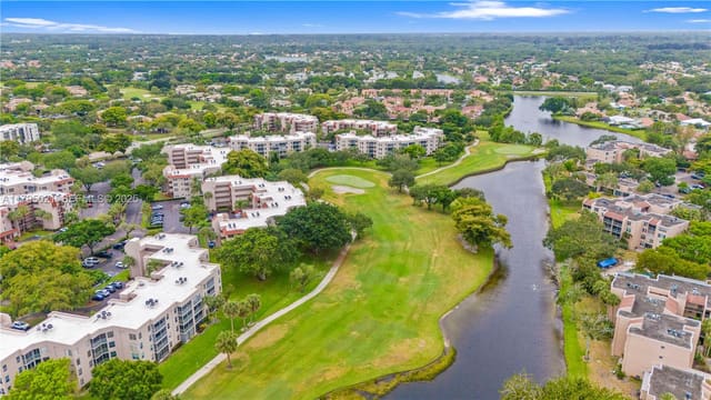 9501 Seagrape Drive 205, sold in Condo 5 Of Sabal Palm Con, Davie, FL