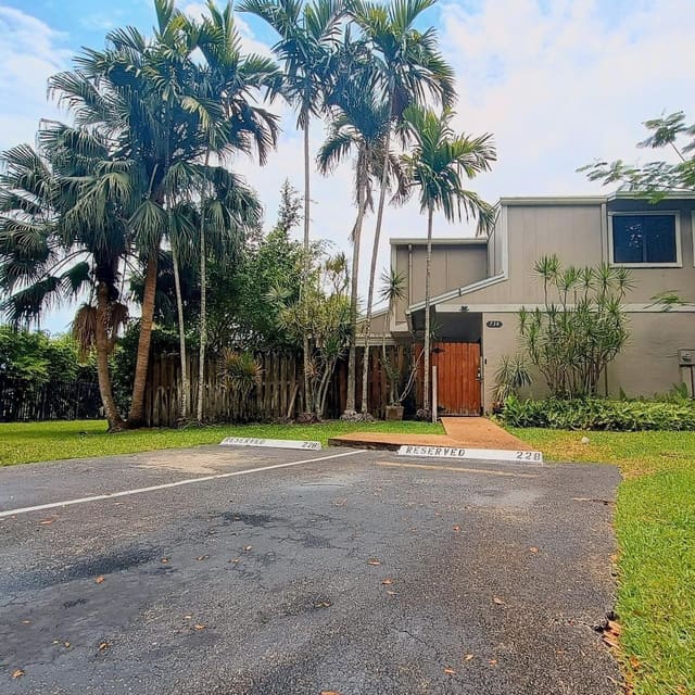 734 NW 132nd Terrace, sold in Lago West Cluster Homes, Plantation, FL