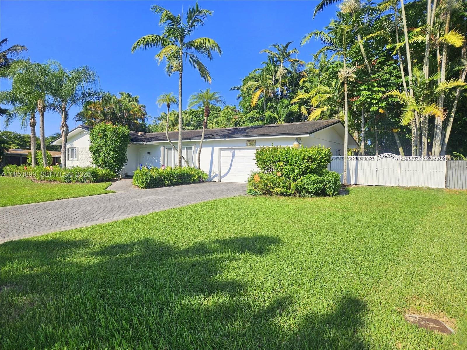12101 SW 110th Avenue, Miami, FL 33176 photo 2