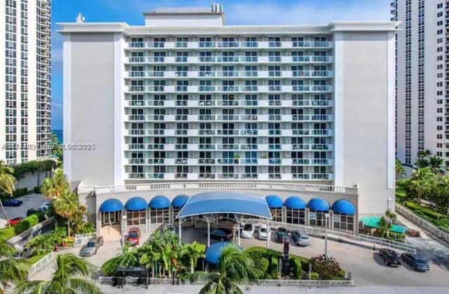 19201 Collins Avenue 435, Sunny Isles Beach, FL 33160