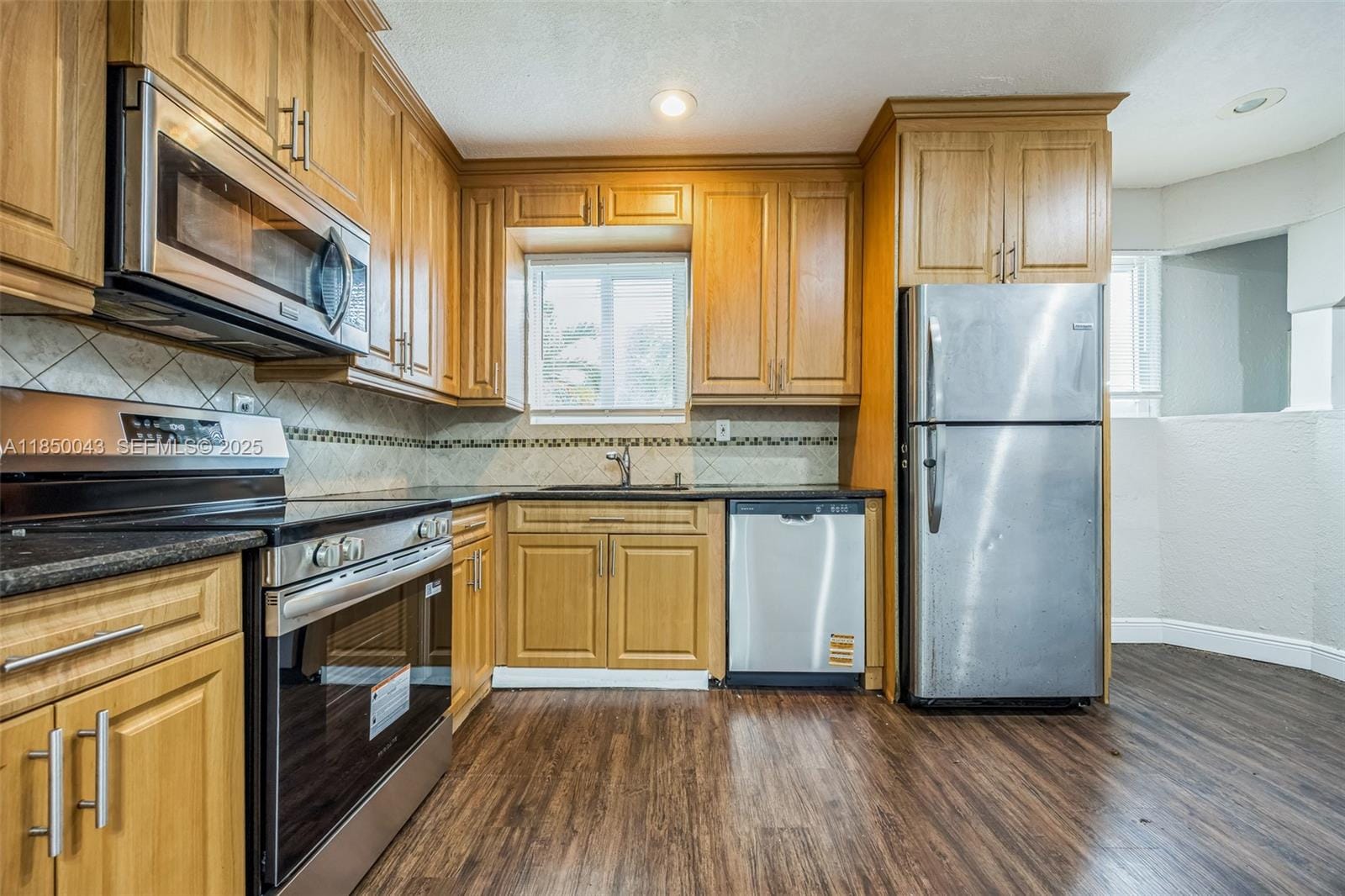 7331 Cleveland Street, Hollywood, FL 33024 photo 3