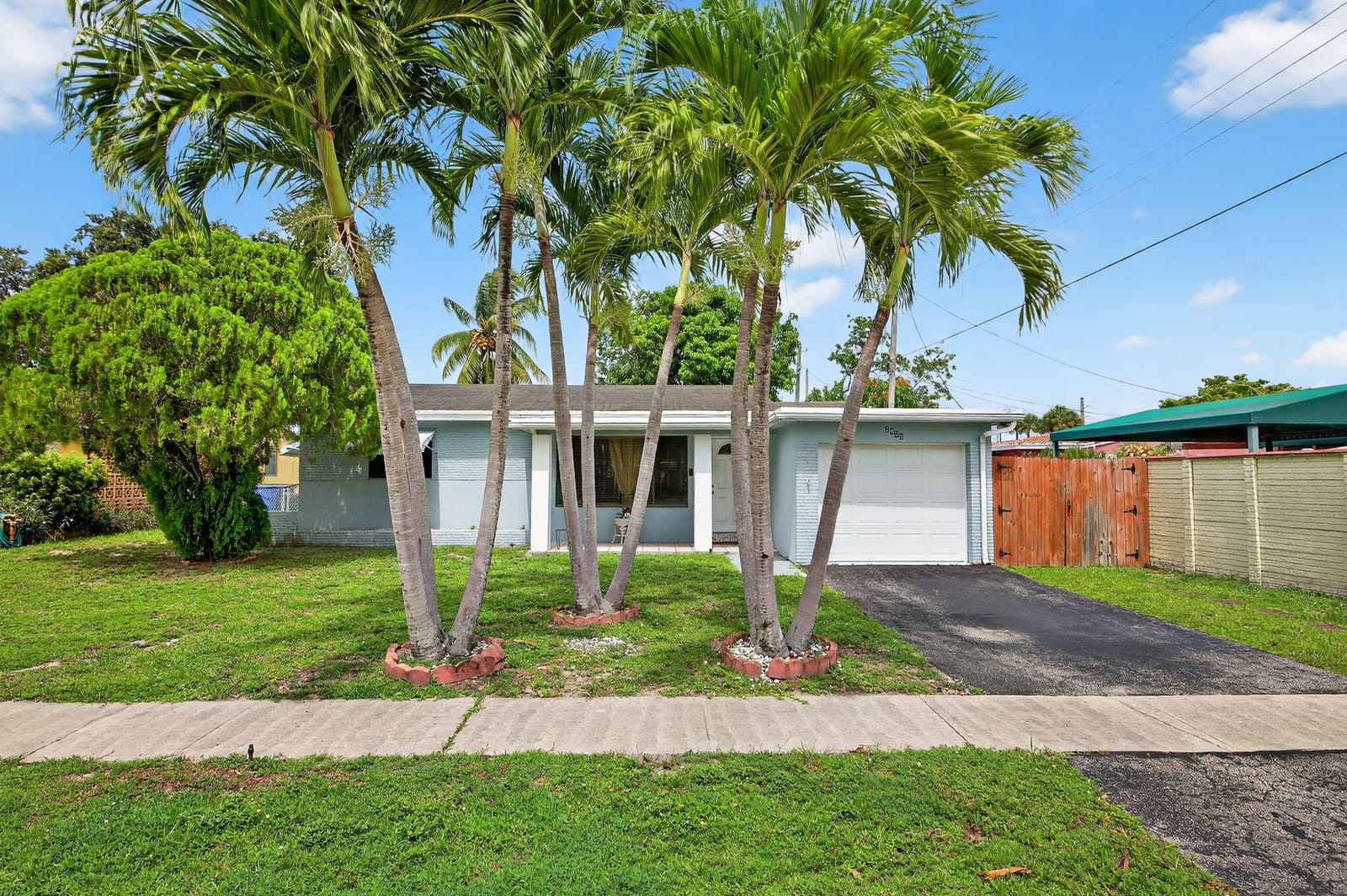 2420 N 58th Terrace, Hollywood, FL 33021