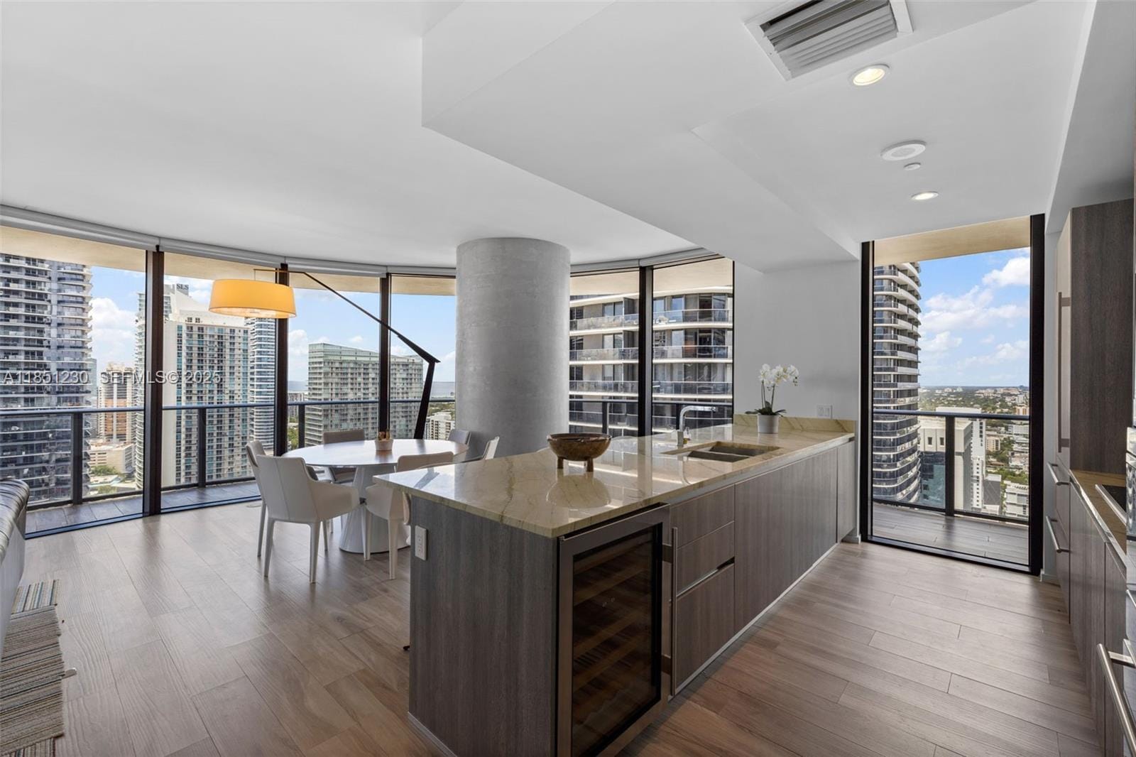 801 S Miami Avenue 3301, Miami, FL 33130 photo 6