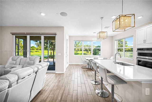 1541 Trailhead Terrace, sold in Parkview At Hillcrest, Hollywood, FL