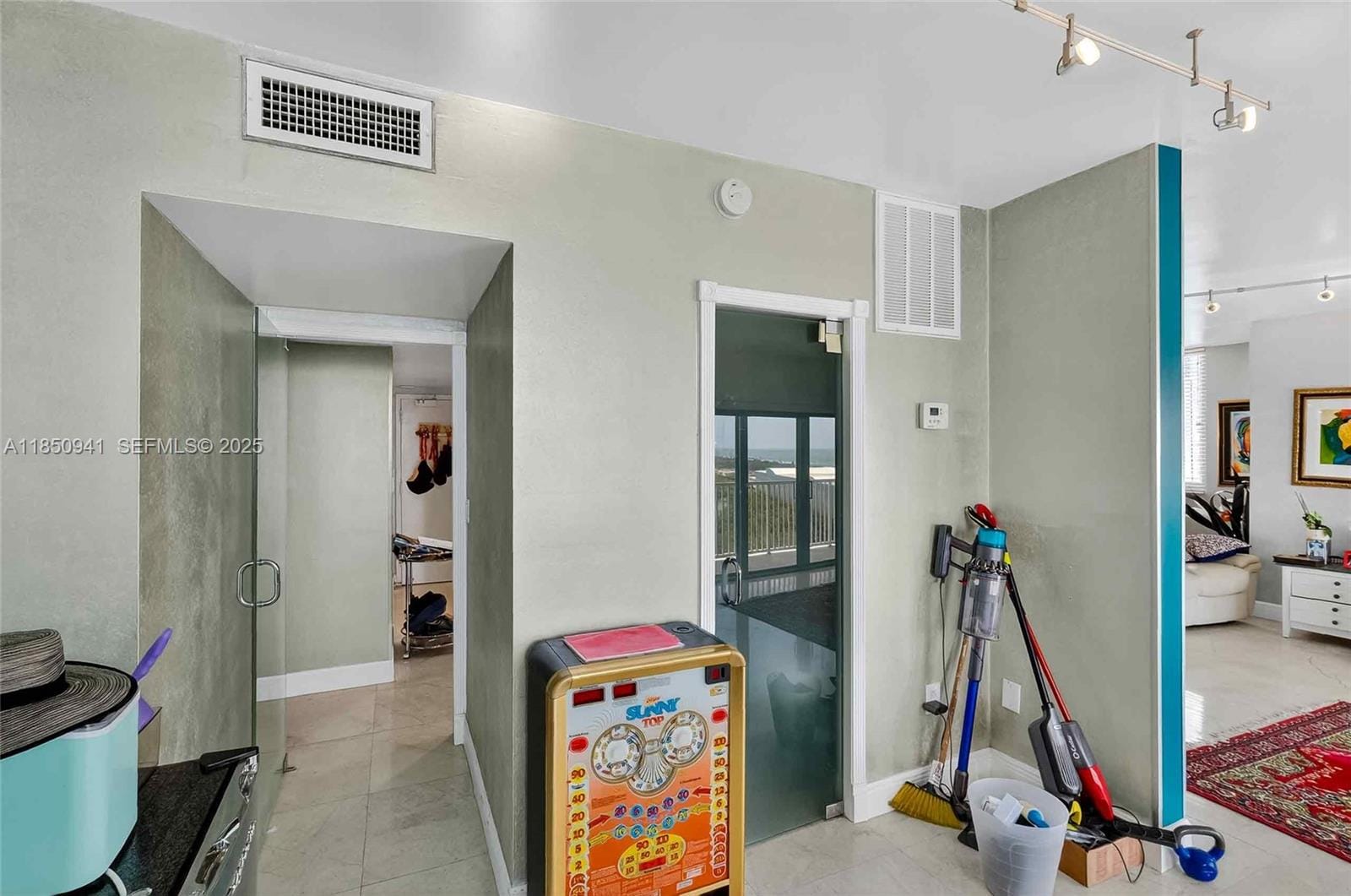 300 Bayview Drive 1616, Sunny Isles Beach, FL 33160 photo 12