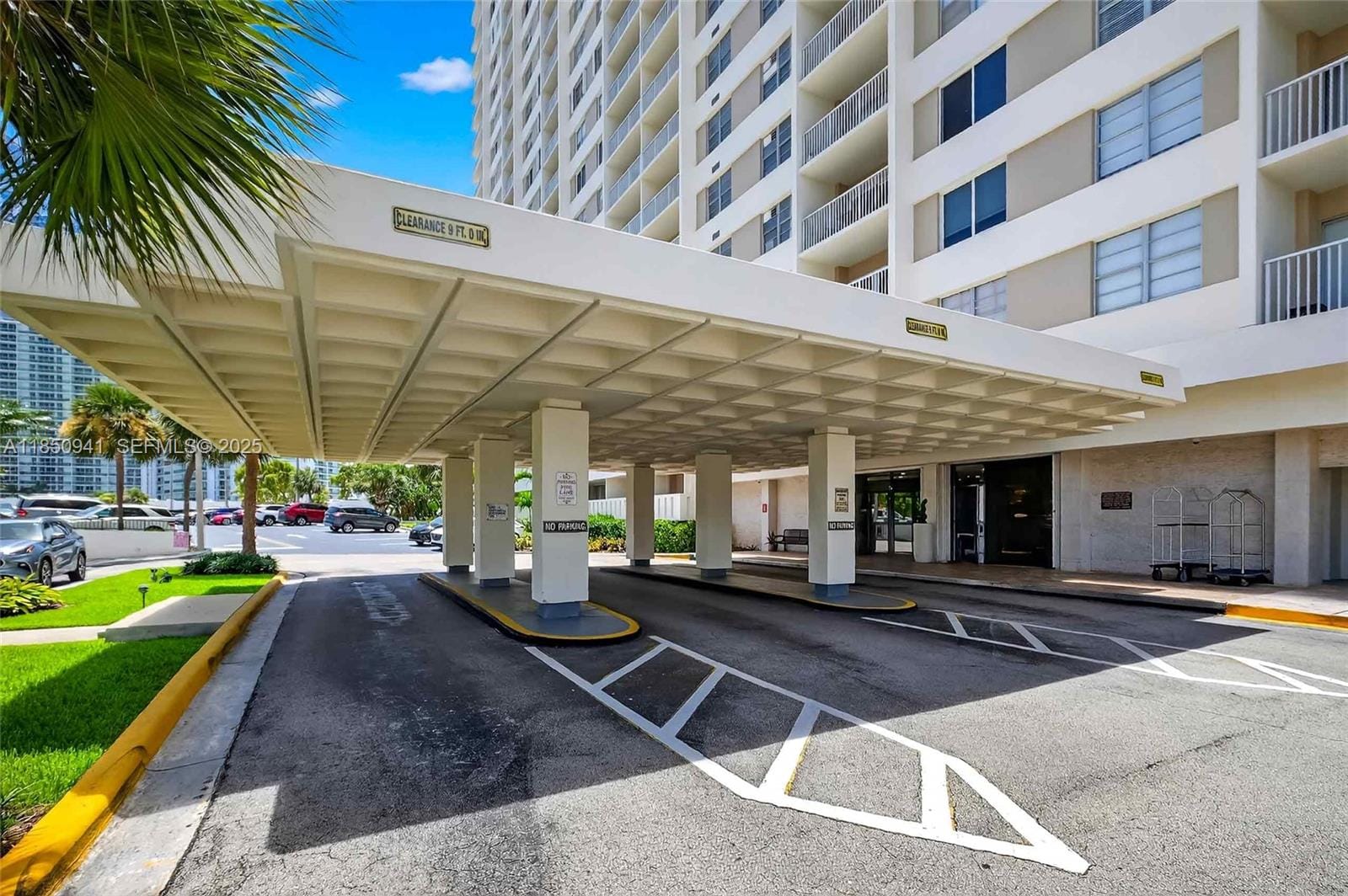 300 Bayview Drive 1616, Sunny Isles Beach, FL 33160 photo 25