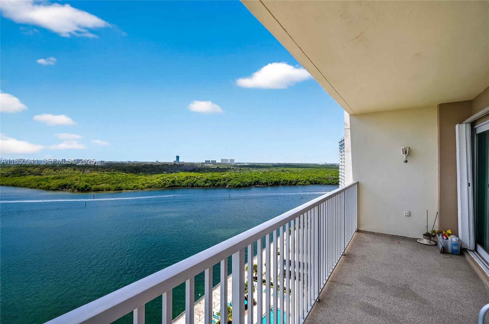 300 Bayview Drive 1616, Sunny Isles Beach, FL 33160 photo 5