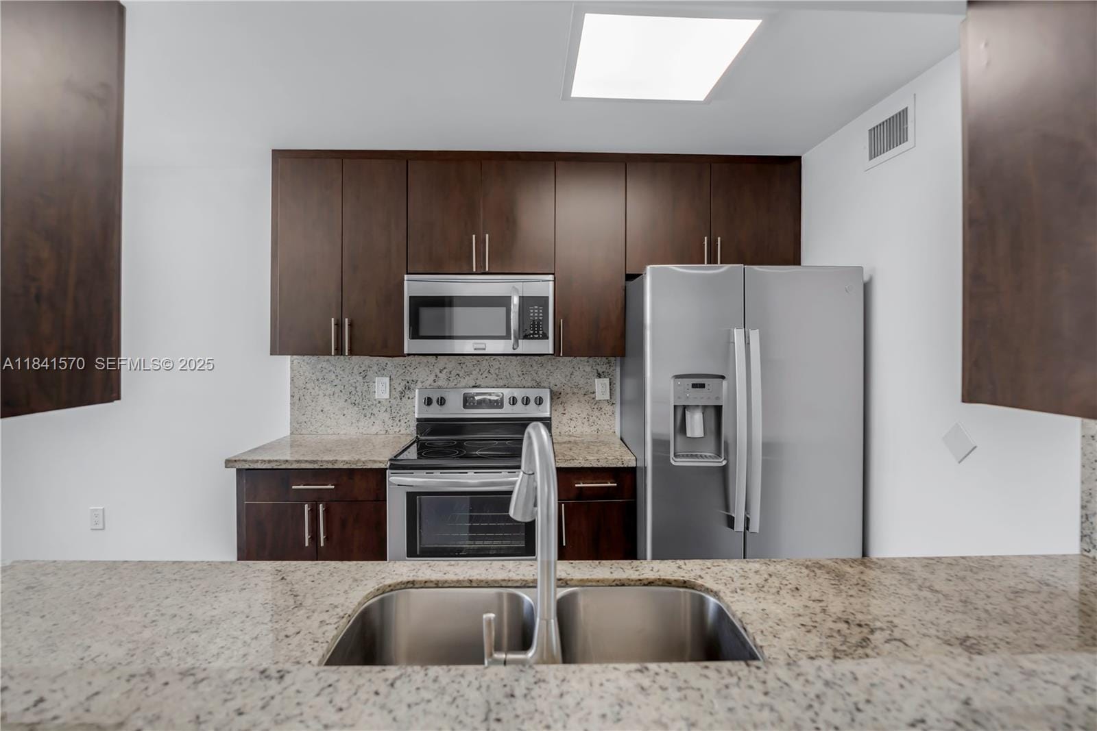 9749 NW 48th Terrace 319 — photo 3