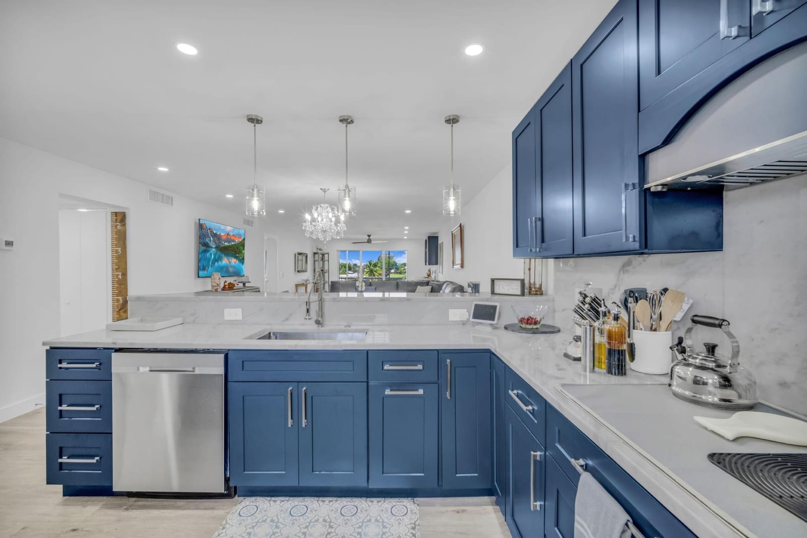 250 John F Kennedy Drive 403, Atlantis, FL 33462