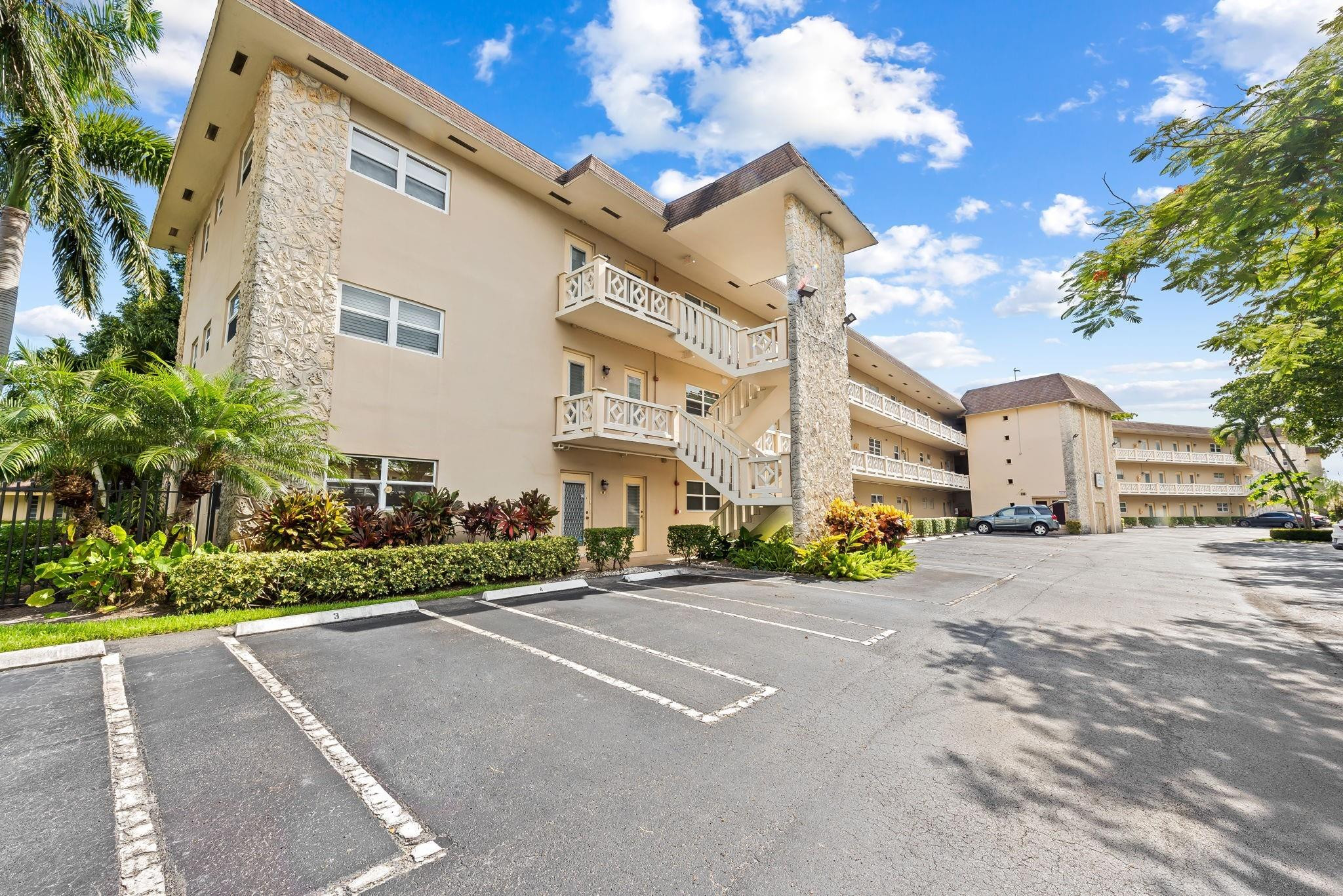 5100 NW 35th Street 110, Lauderdale Lakes, FL 33319, Lauderdale Lakes
