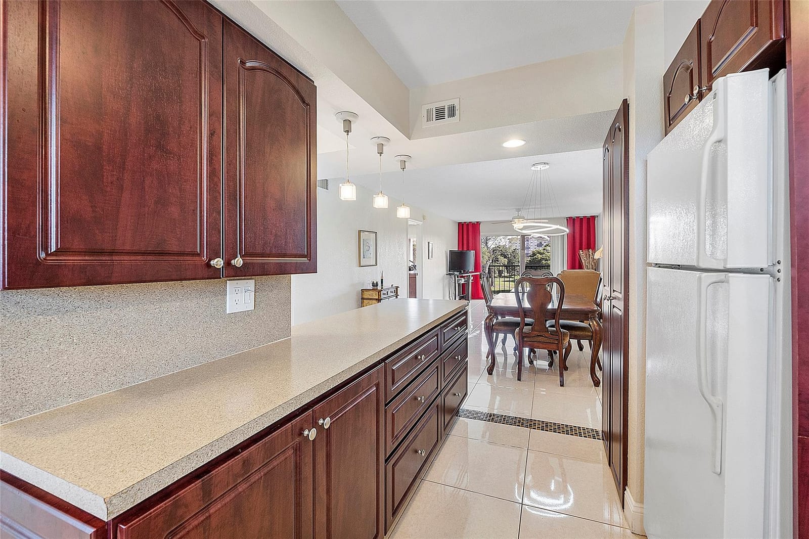 5860 NW 44th Street 403, Lauderhill, FL 33319 photo 3