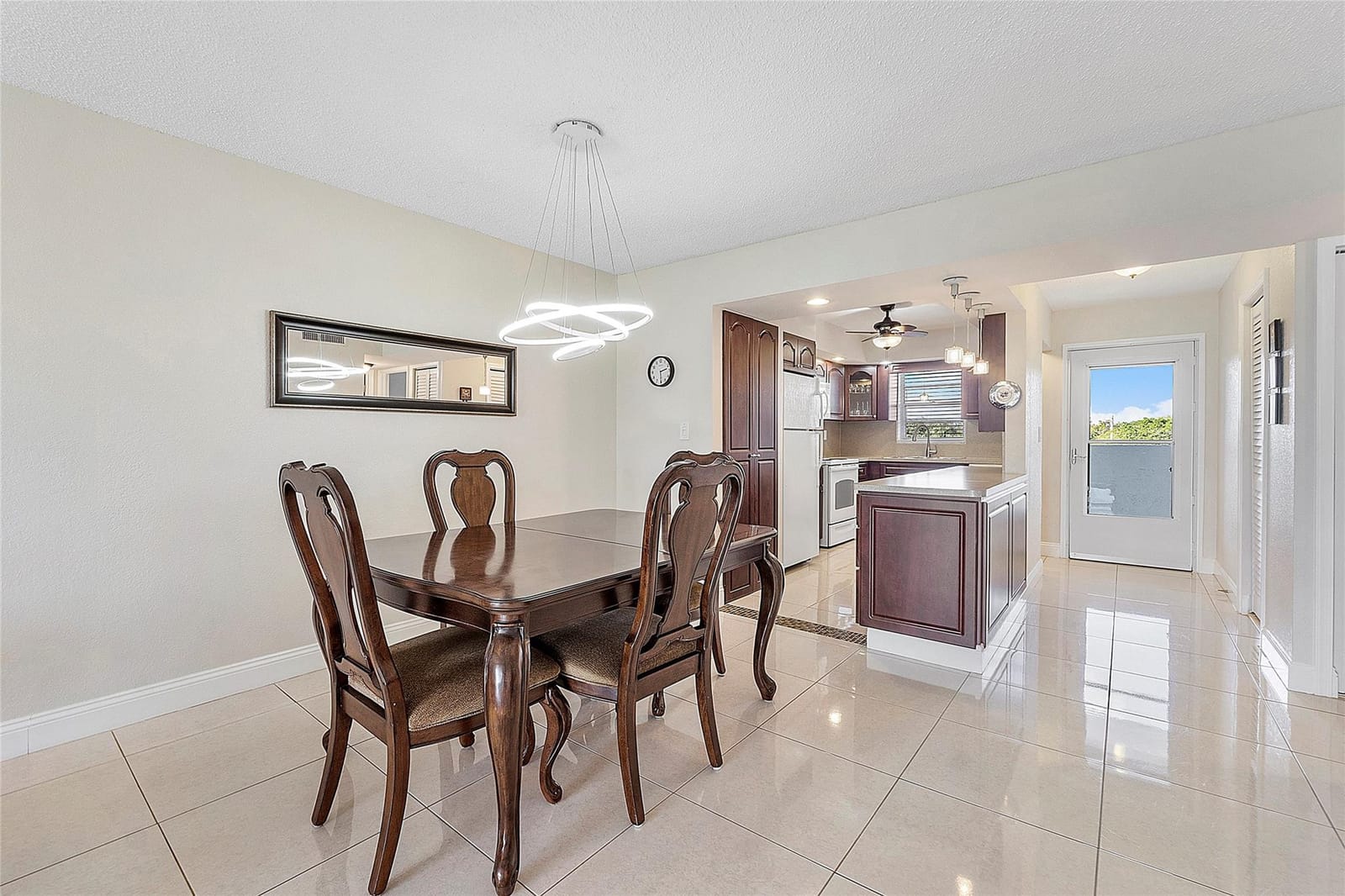 5860 NW 44th Street 403, Lauderhill, FL 33319 photo 4