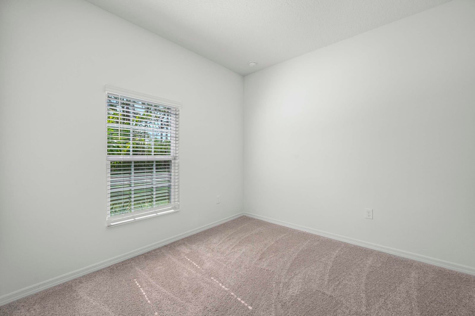 620 SW Dairy Road — photo 4