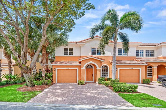 7352 Briella Drive, Boynton Beach, FL 33437