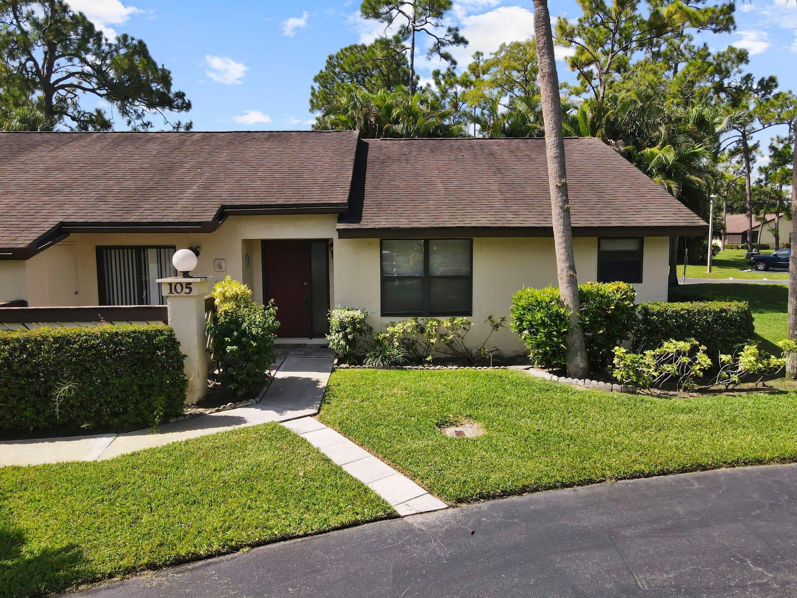105 Rose Bay Court, Royal Palm Beach, FL 33411 photo 2