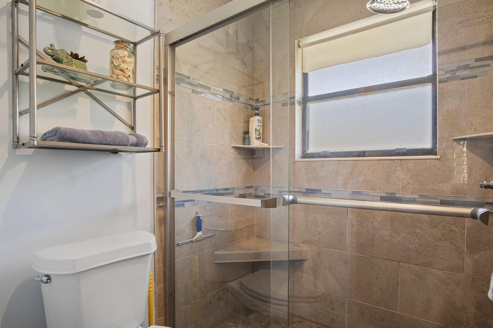 105 Rose Bay Court, Royal Palm Beach, FL 33411 photo 17